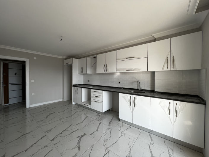 Image No.6-3 Bed Apartment for sale