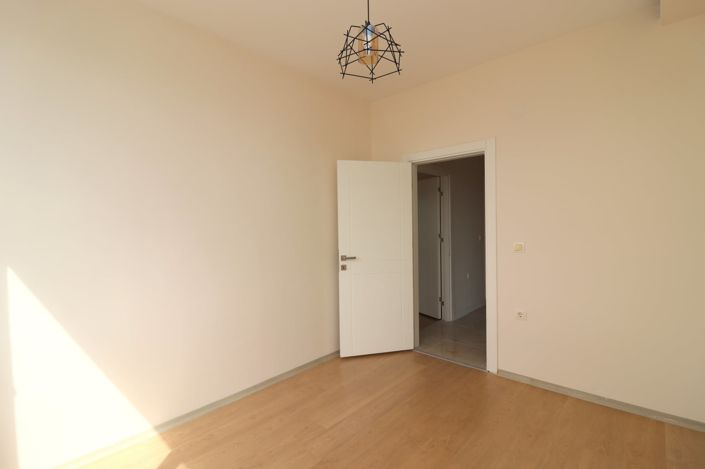 Image No.16-Appartement de 4 chambres à vendre à Yüksek