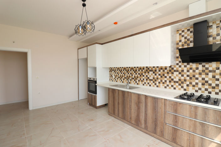 Image No.8-Appartement de 4 chambres à vendre à Yüksek