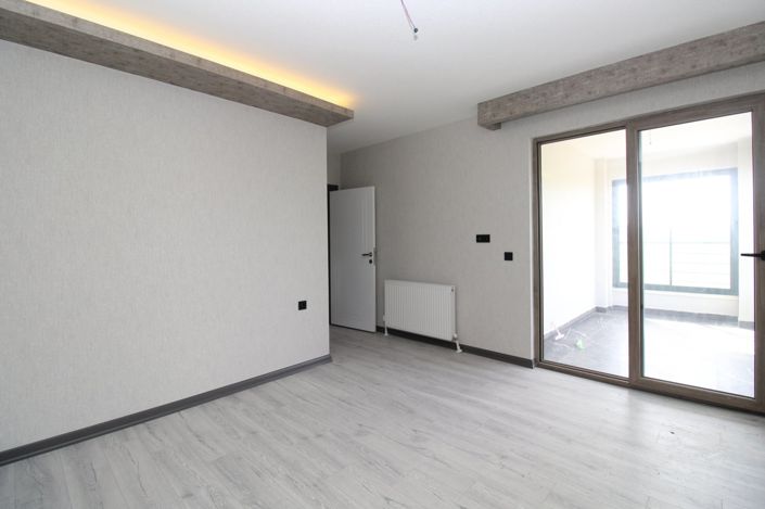 Image No.12-4 Bed Apartment for sale