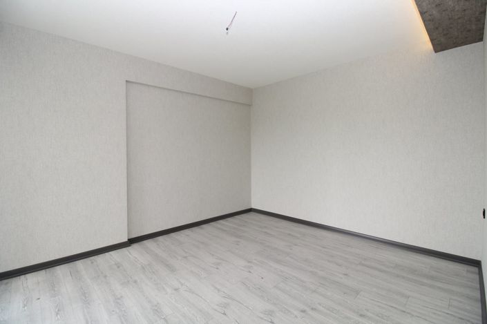 Image No.19-4 Bed Apartment for sale