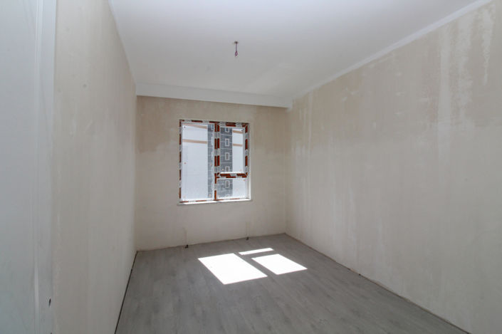 Image No.19-4 Bed Apartment for sale