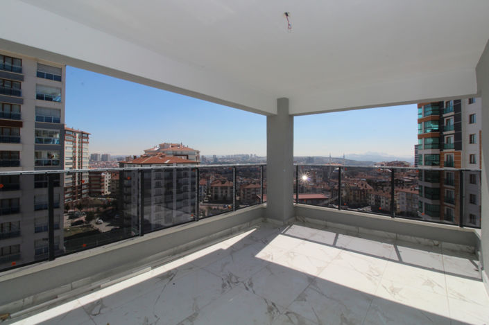 Image No.21-4 Bed Apartment for sale