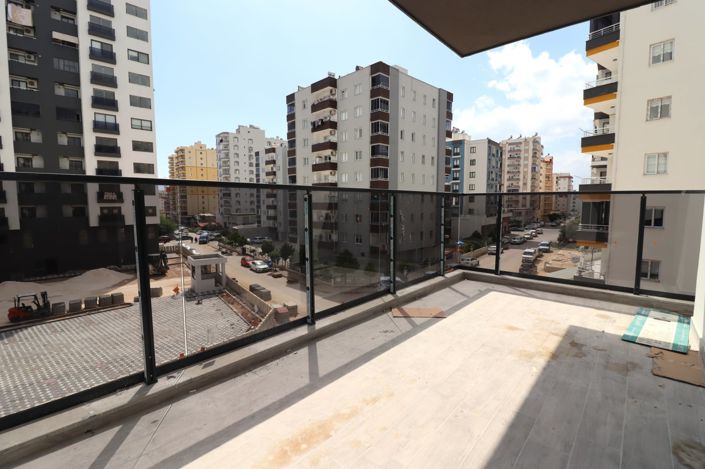 Image No.20-3 Bed Apartment for sale