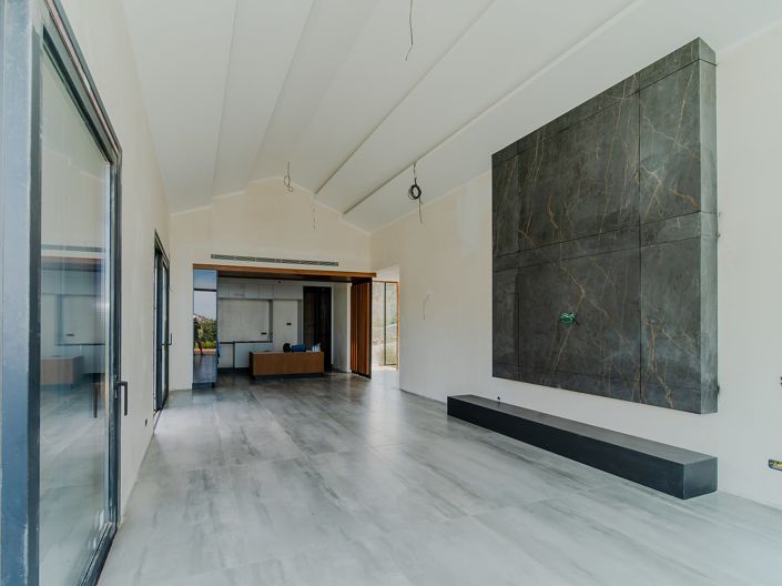 Image No.9-6 Bed House/Villa for sale