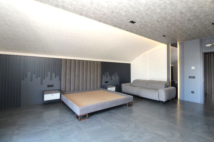 Image No.30-4 Bed House/Villa for sale