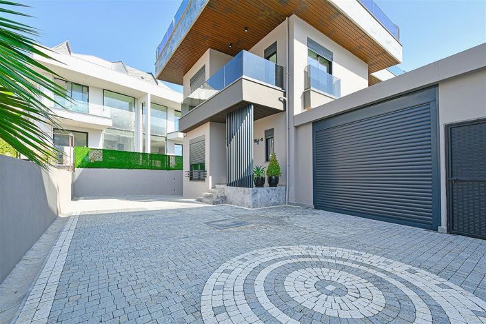 Image No.5-4 Bed House/Villa for sale