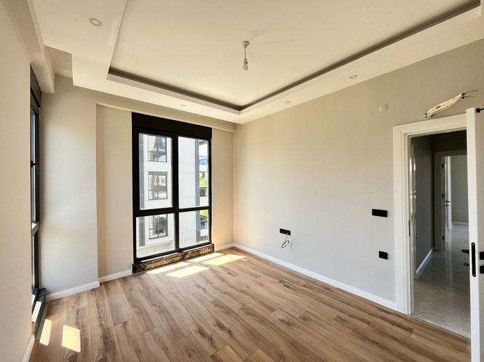 Image No.20-3 Bed Apartment for sale