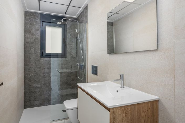 Image No.55-2 Bed Apartment for sale