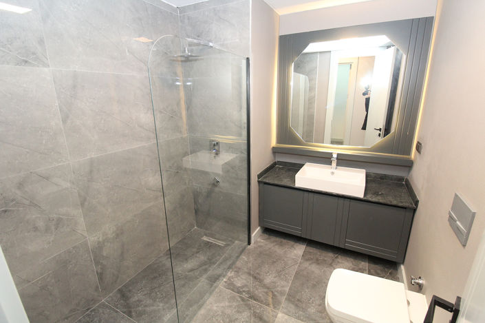 Image No.21-5 Bed Apartment for sale