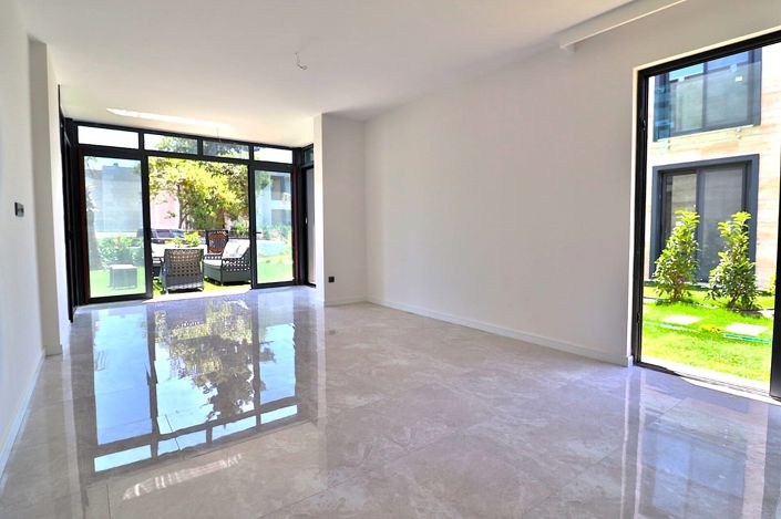 Image No.14-2 Bed Apartment for sale