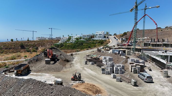 Image No.10-5 Bed Apartment for sale