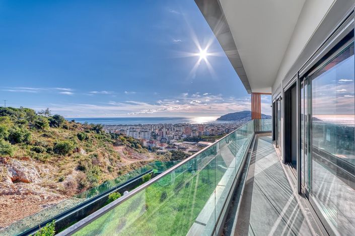 Image No.4-6 Bed House/Villa for sale