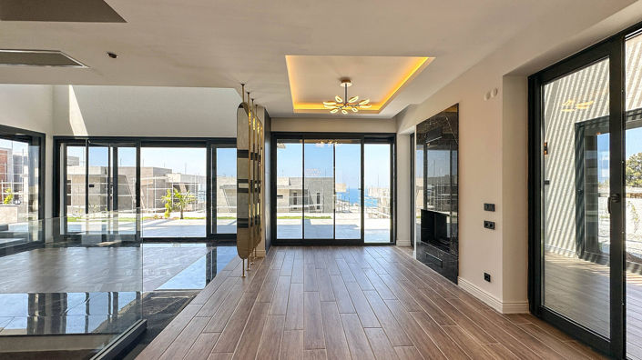 Image No.25-Maison / Villa de 5 chambres à vendre à Kadinlardenizi