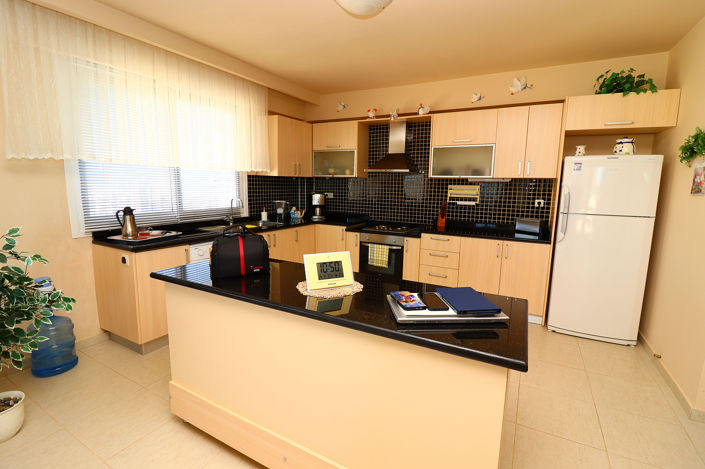 Image No.20-3 Bed Apartment for sale