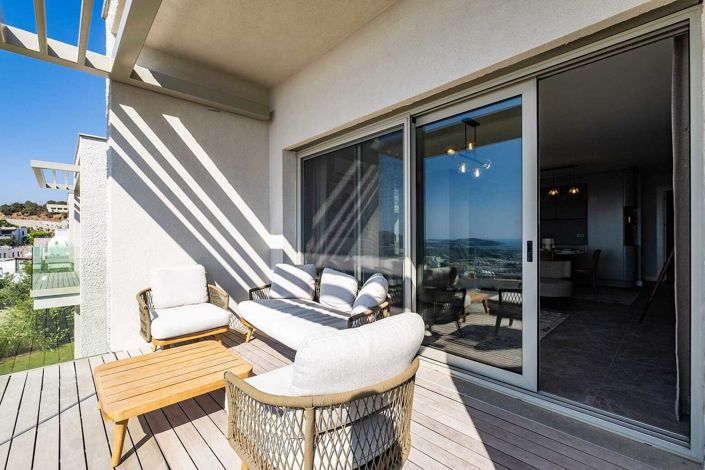 Image No.19-3 Bed Apartment for sale