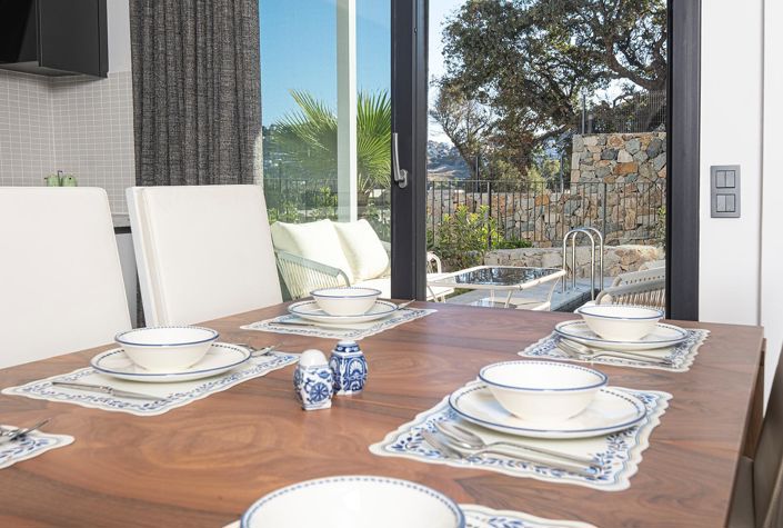 Image No.10-4 Bed House/Villa for sale