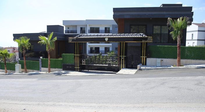 Image No.2-Maison / Villa de 6 chambres à vendre à Kusadasi