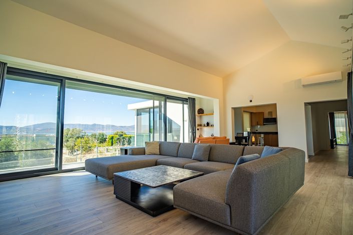 Image No.17-5 Bed House/Villa for sale