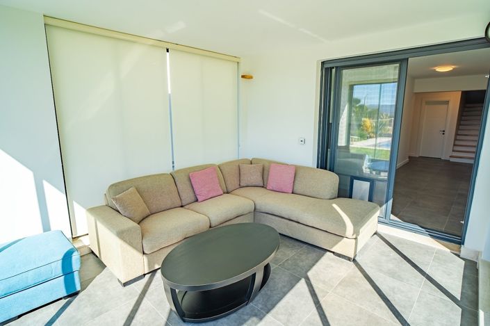 Image No.42-5 Bed House/Villa for sale