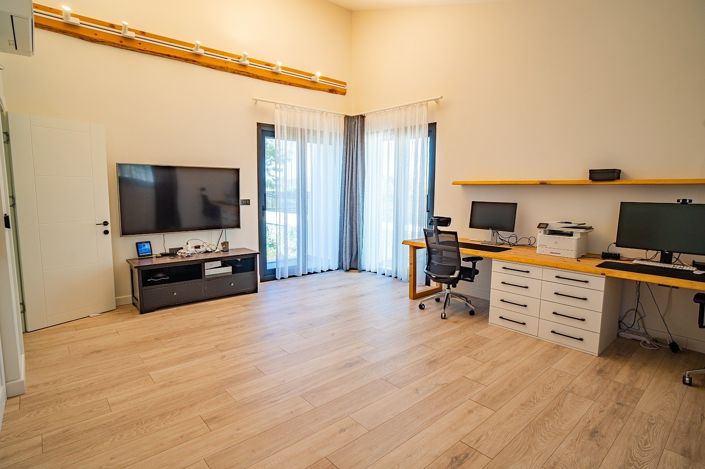 Image No.52-5 Bed House/Villa for sale