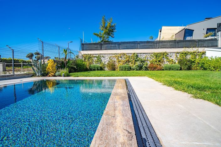 Image No.6-5 Bed House/Villa for sale