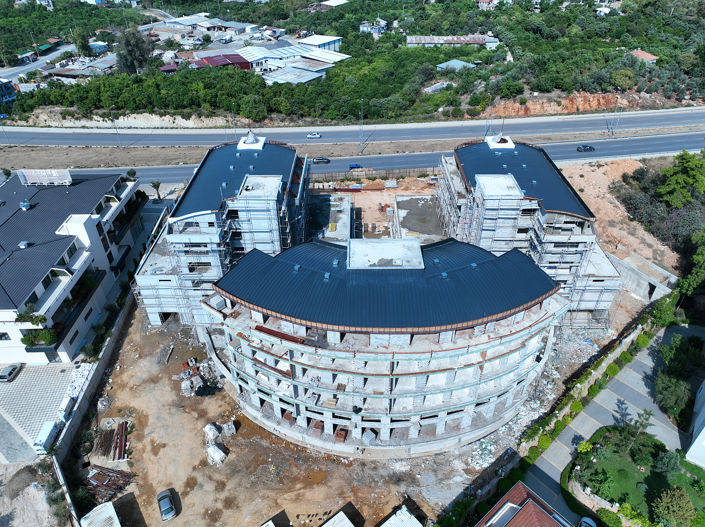 Image No.15-3 Bed Commercial for sale