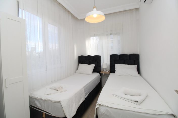 Image No.20-2 Bed Apartment for sale