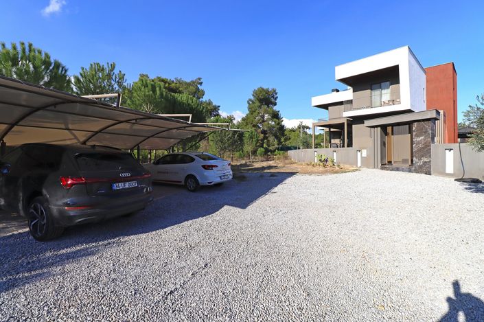 Image No.3-4 Bed House/Villa for sale