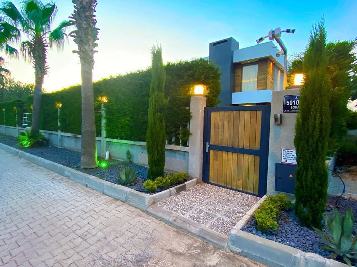 Image No.22-5 Bed House/Villa for sale