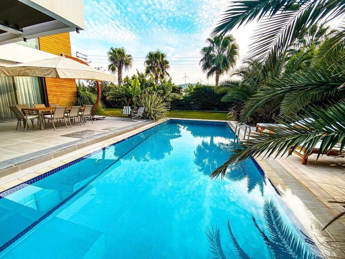 Image No.4-5 Bed House/Villa for sale