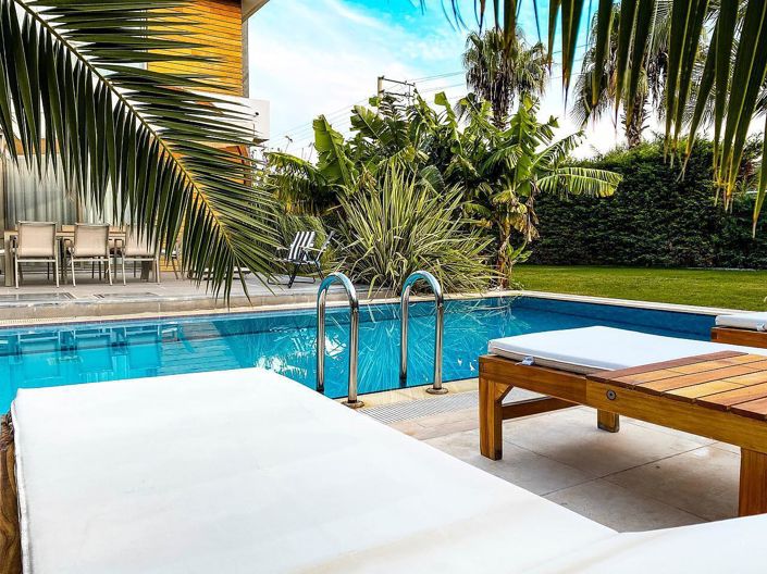 Image No.7-5 Bed House/Villa for sale