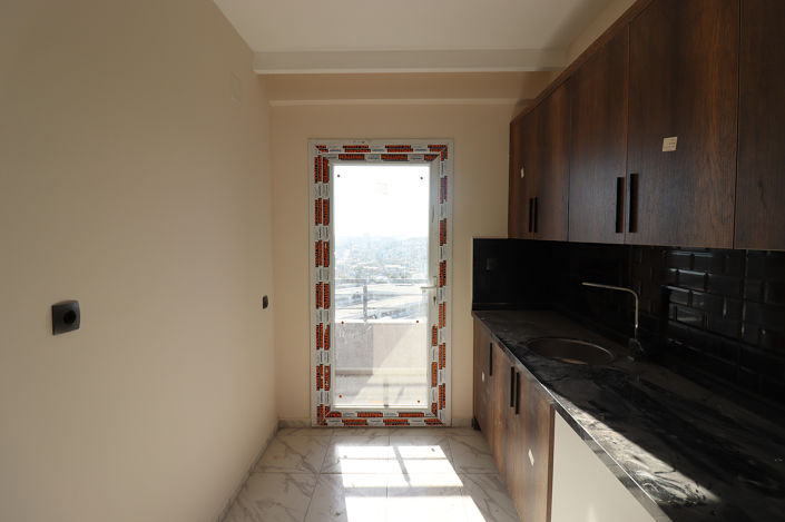 Image No.8-2 Bed Commercial for sale