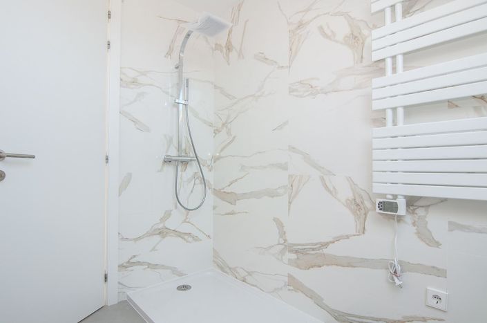 Image No.24-3 Bed Apartment for sale