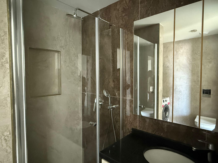 Image No.29-2 Bed Apartment for sale