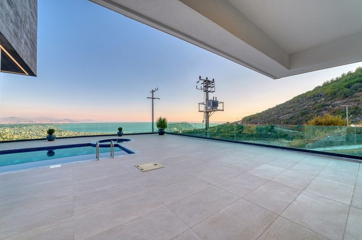 Image No.10-4 Bed House/Villa for sale