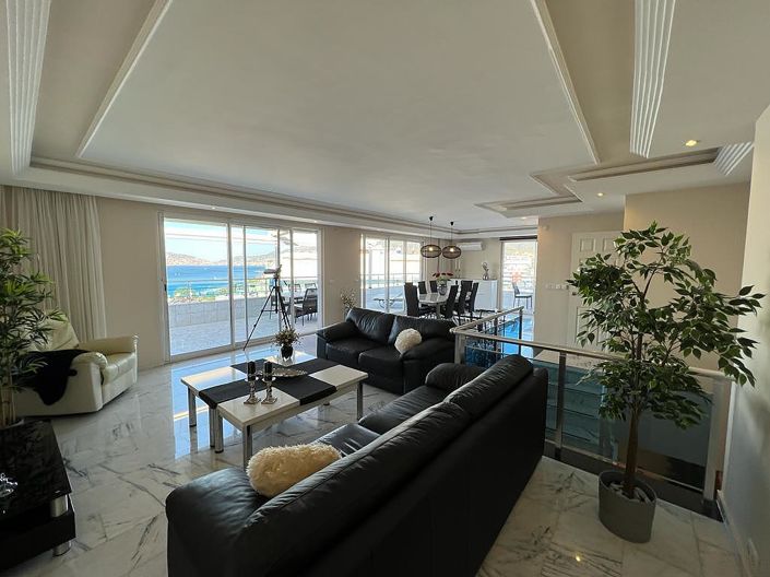 Image No.27-3 Bed Apartment for sale