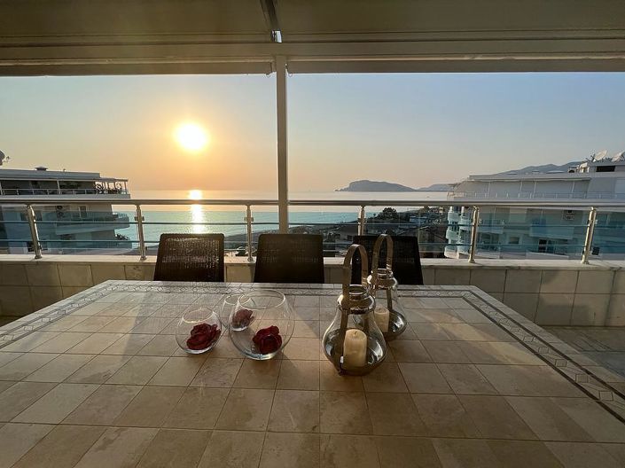 Image No.40-3 Bed Apartment for sale