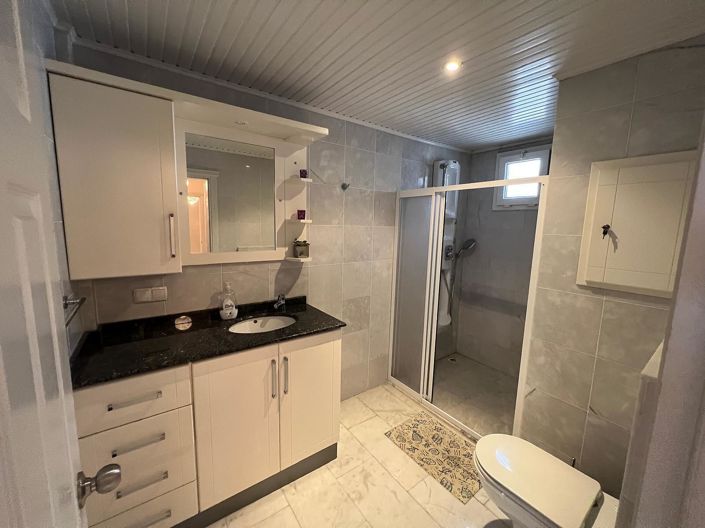 Image No.48-3 Bed Apartment for sale