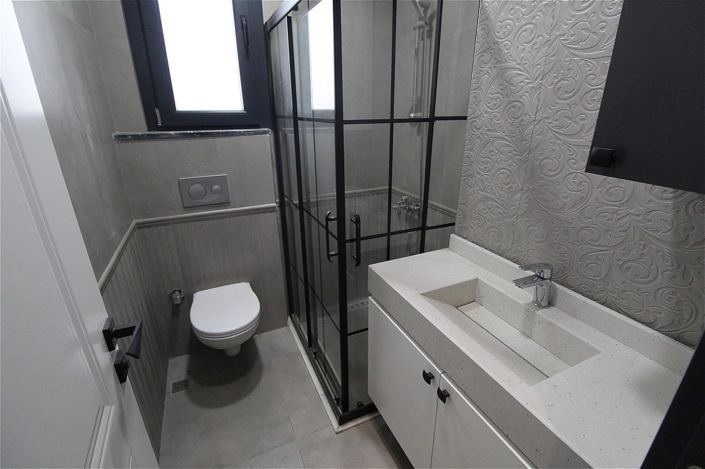 Image No.20-4 Bed Apartment for sale