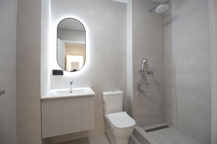 Image No.13-2 Bed Apartment for sale