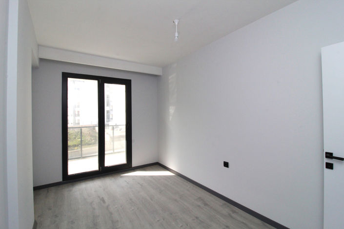 Image No.50-2 Bed Apartment for sale