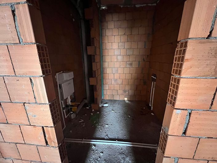 Image No.10-3 Bed Apartment for sale