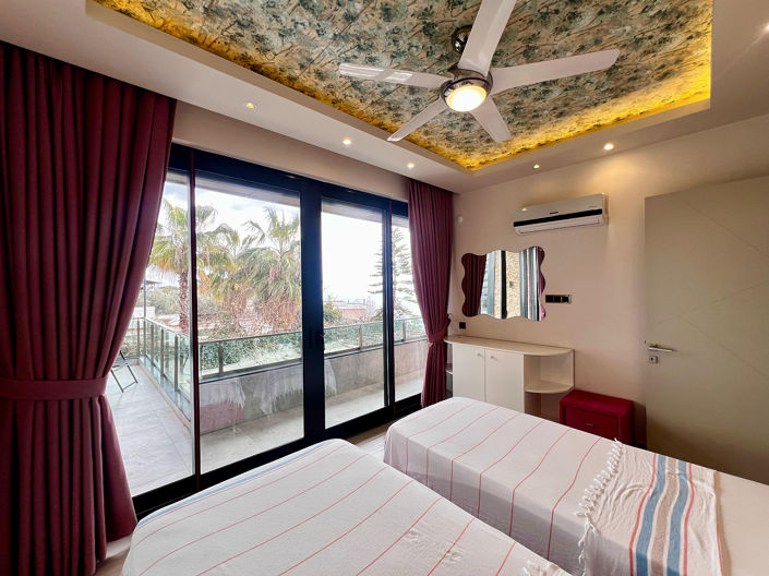 Image No.20-Maison / Villa de 4 chambres à vendre à Büyükhasbahçe