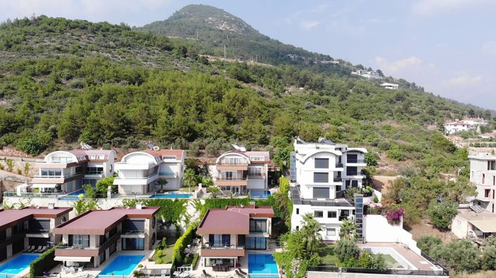 Image No.3-Maison / Villa de 4 chambres à vendre à Büyükhasbahçe