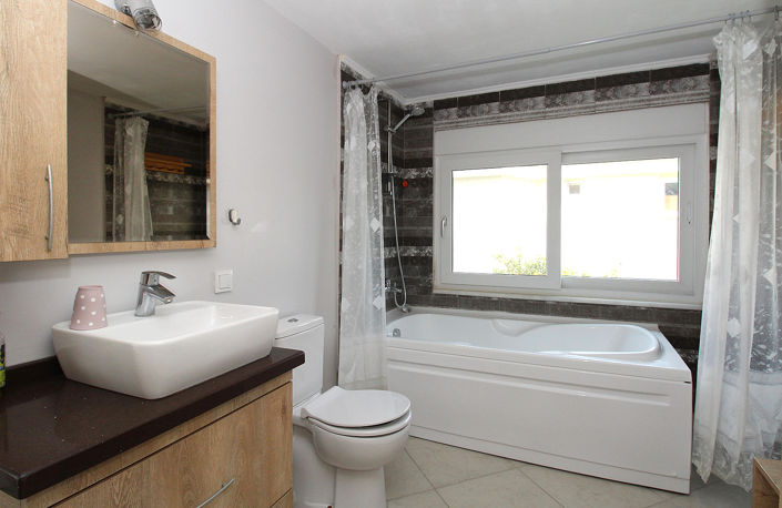 Image No.42-6 Bed House/Villa for sale