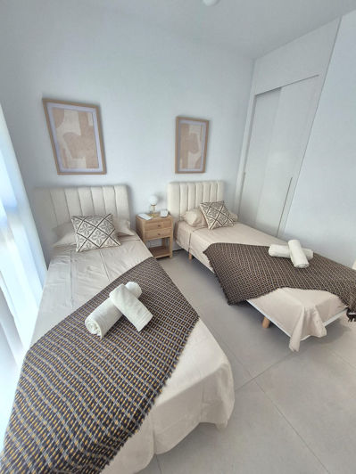 Image No.13-3 Bed Apartment for sale