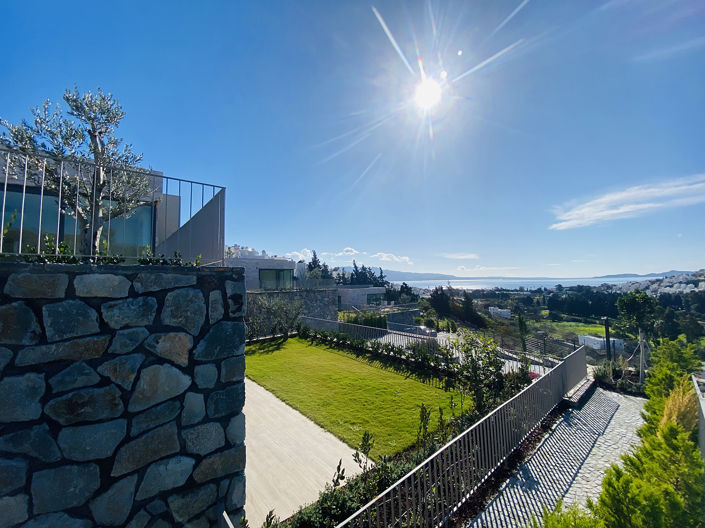 Image No.13-2 Bed Apartment for sale