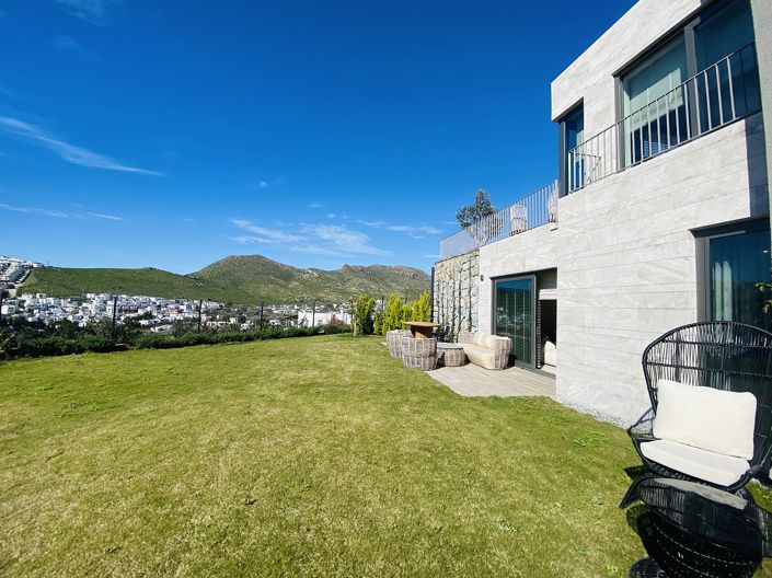 Image No.12-3 Bed Apartment for sale