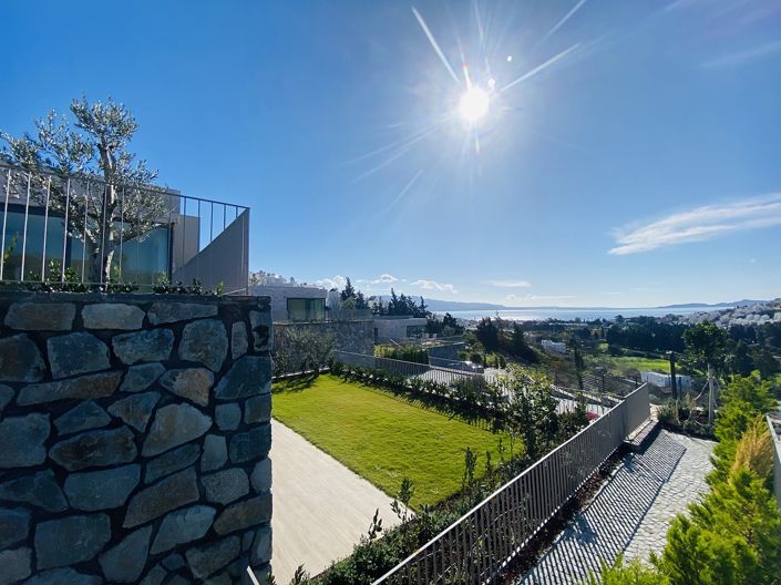 Image No.13-3 Bed Apartment for sale